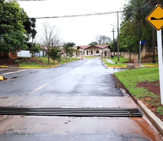 Obras da prefeitura acabam com alagamentos na região de Mosteiro no Parque Alvorada