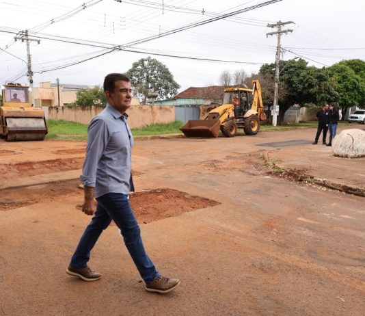 Prefeitura de Dourados inicia recuperação de ruas no Terra Roxa após chuvas ampliarem buracos