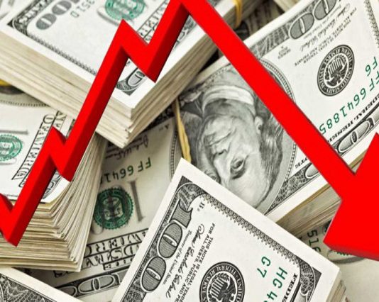Dólar cai a R$ 5, e bolsa sobe quase 8% após vitórias do PL nas eleições