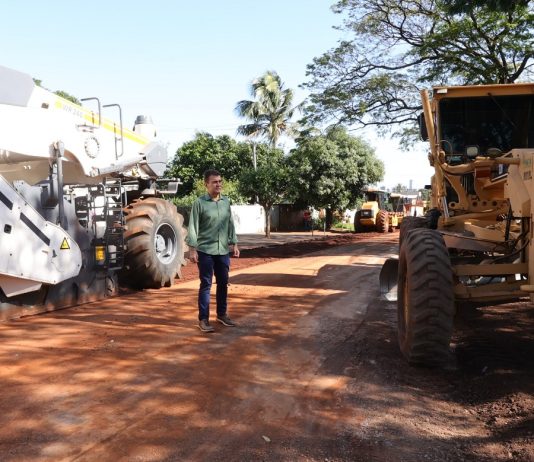 DOURADOS: Prefeitura avança com recapeamento das ruas Leônidas Além e Manoel Rasselen