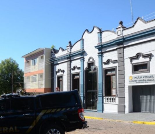 PF apreende R$ 1,7 mil em investigação de compra de votos