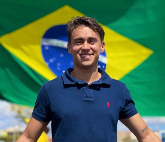 “Piá de bosta” é reeleito deputado federal mais votado em toda a história do Brasil